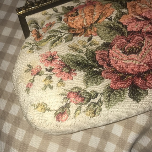 Vintage floral tapestry bag with glitter effect - Picture 6 of 11